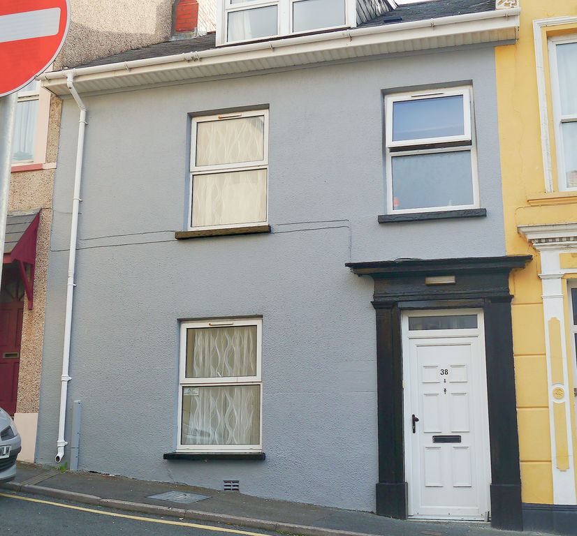 Property photo 1 of 1