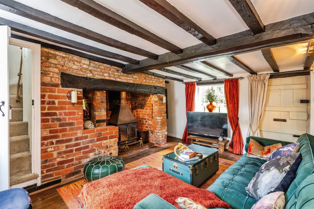 Property photo 2 of 16