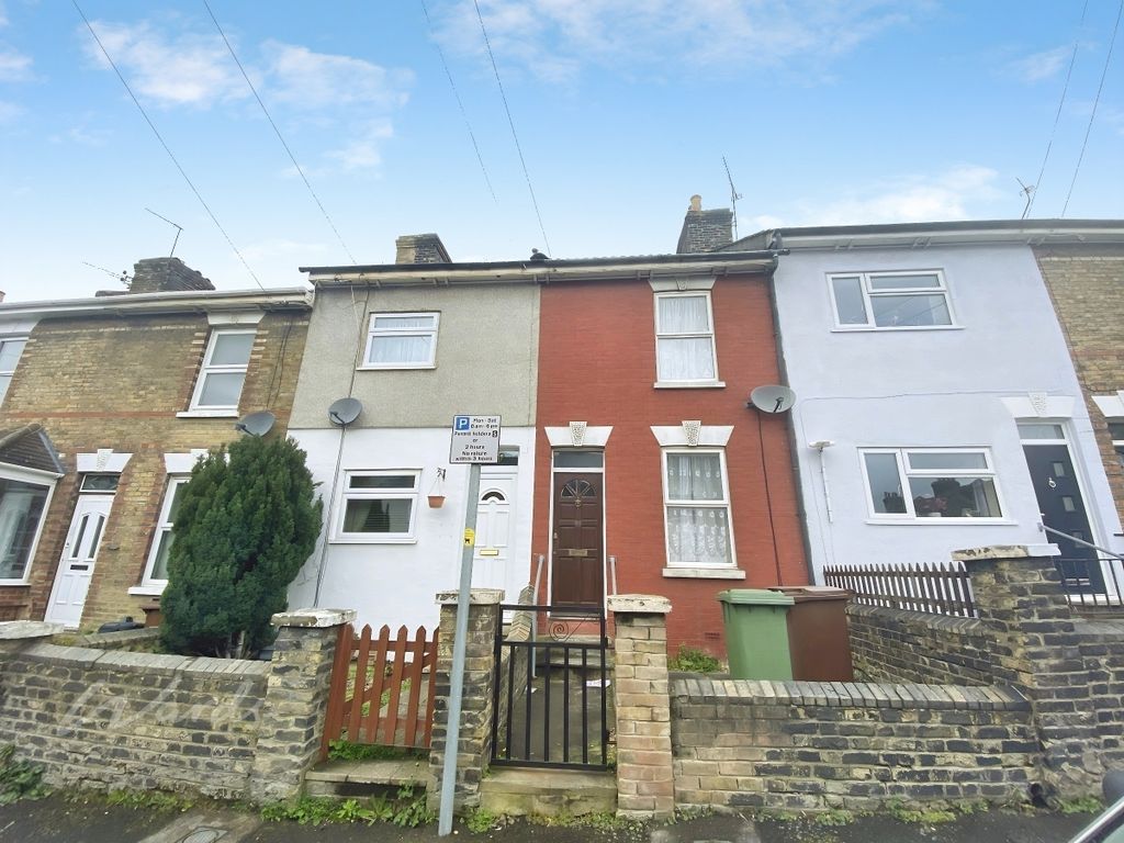 Property photo 1 of 8 Bowes Front