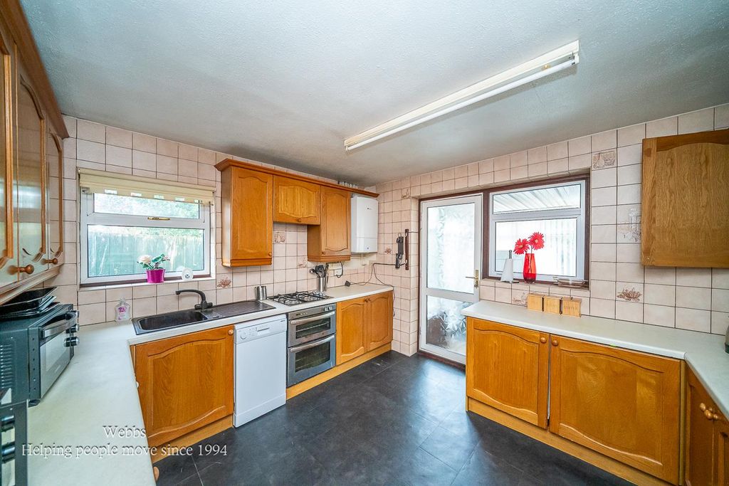 Property photo 3 of 22 Webbs-3.Jpg