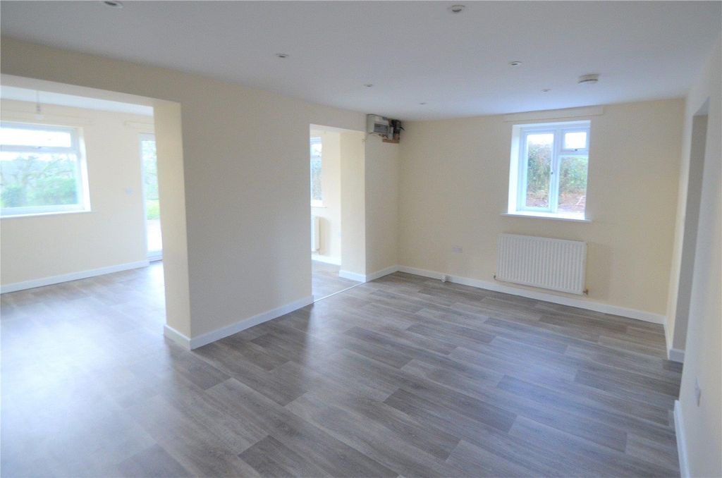 Property photo 2 of 9 Seddons - Cullompton