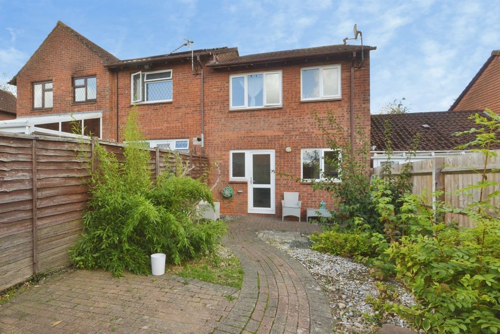 Property photo 2 of 10