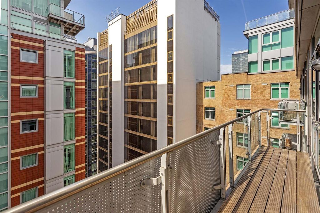 Property photo 3 of 10 Balcony.Jpg