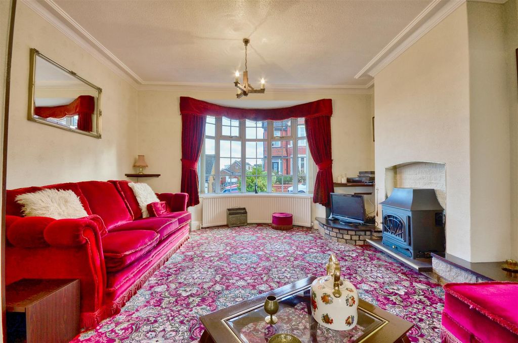 Property photo 3 of 15 Living Room (1).Jpg