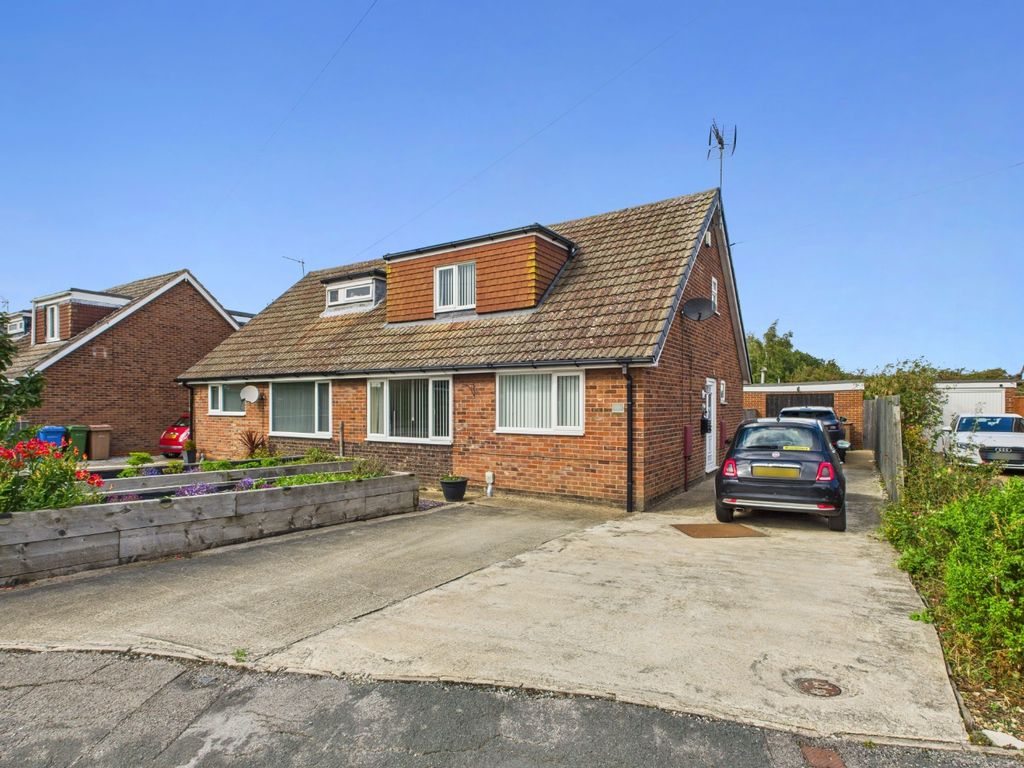 Property photo 1 of 19 4405801