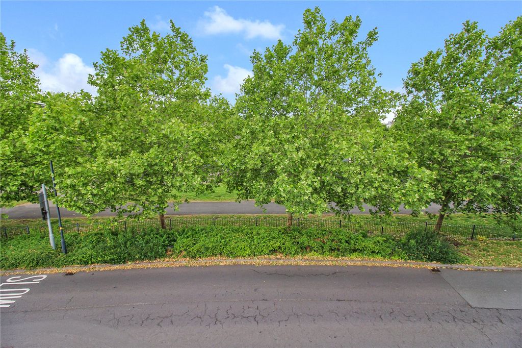 Property photo 3 of 14 Picture No. 09