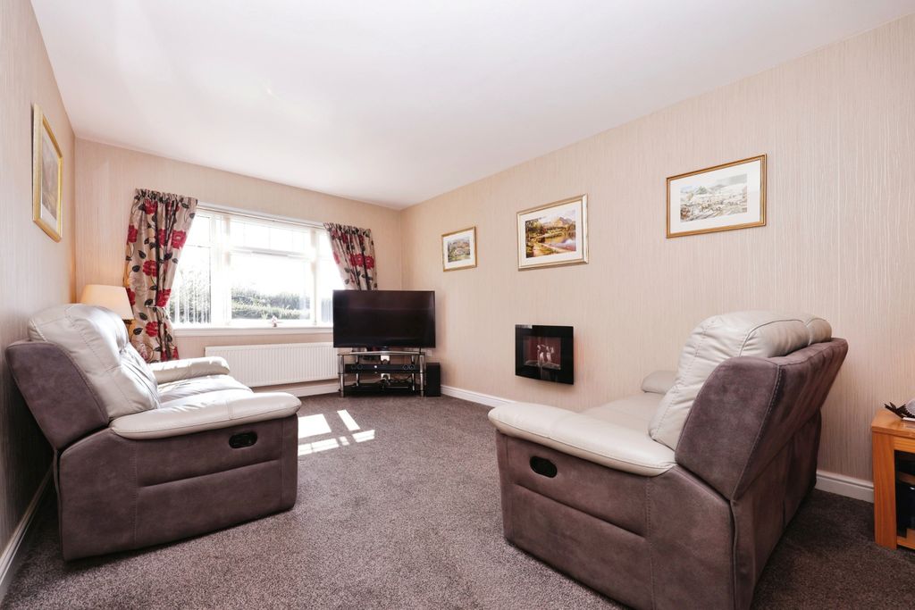 Property photo 3 of 10 Photography