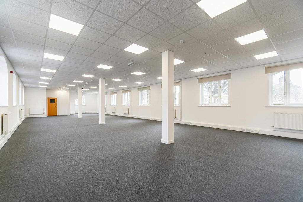 Property photo 3 of 7 8.Jpg