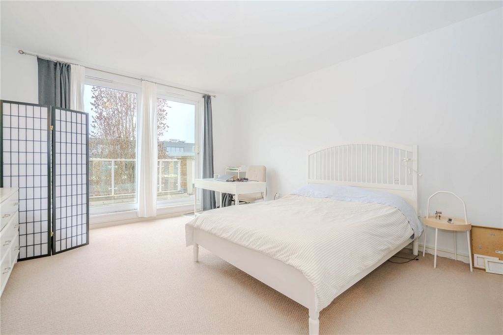 Property photo 3 of 18 Picture No. 09