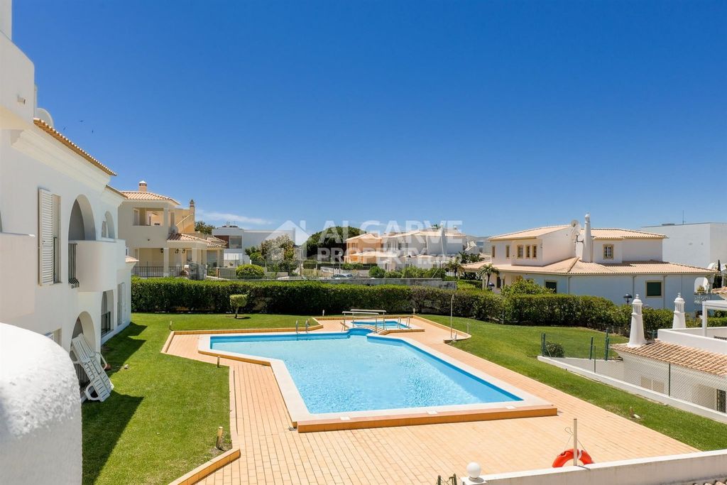 Property photo 1 of 15 Beautiful 1+1 Bedroom Apartment Near Galé Beach & Salgados Golf.