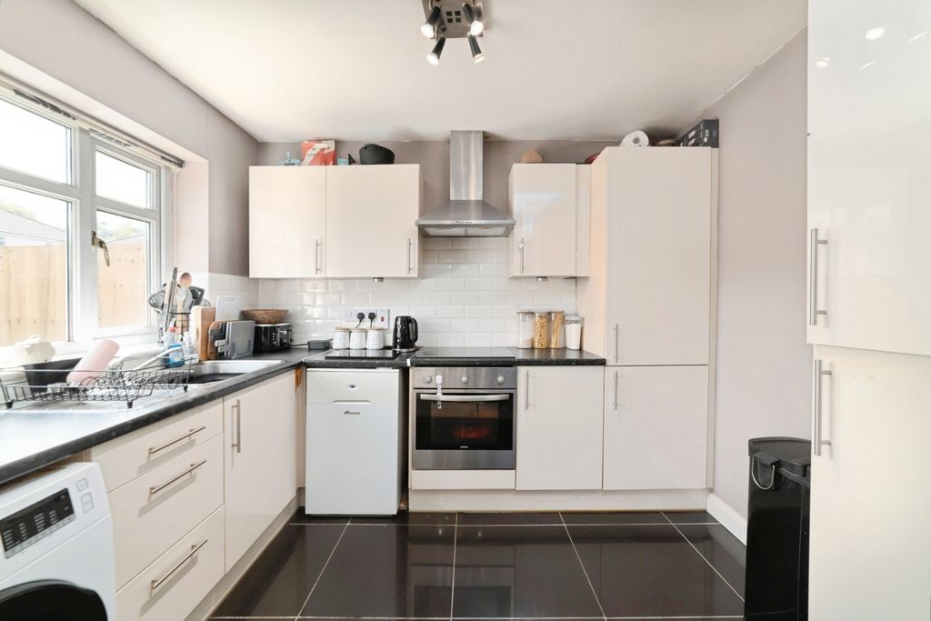 Property photo 2 of 19 Pbox-Img.Jpg