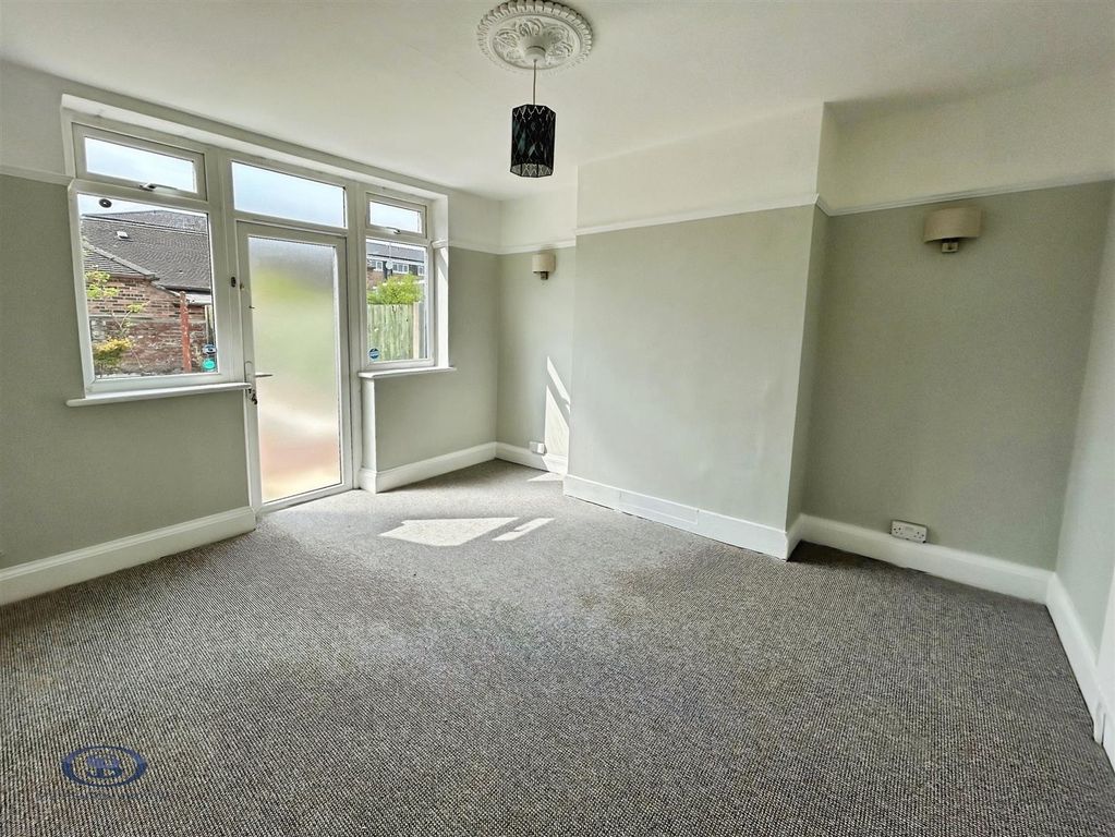 Property photo 3 of 12 0120A741-6.Jpg