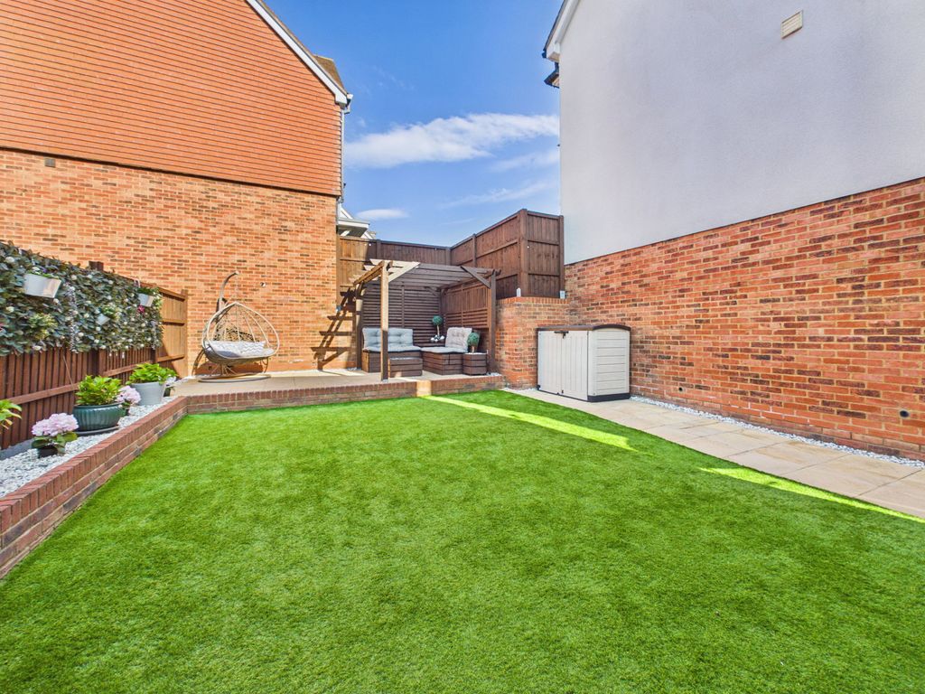 Property photo 3 of 15