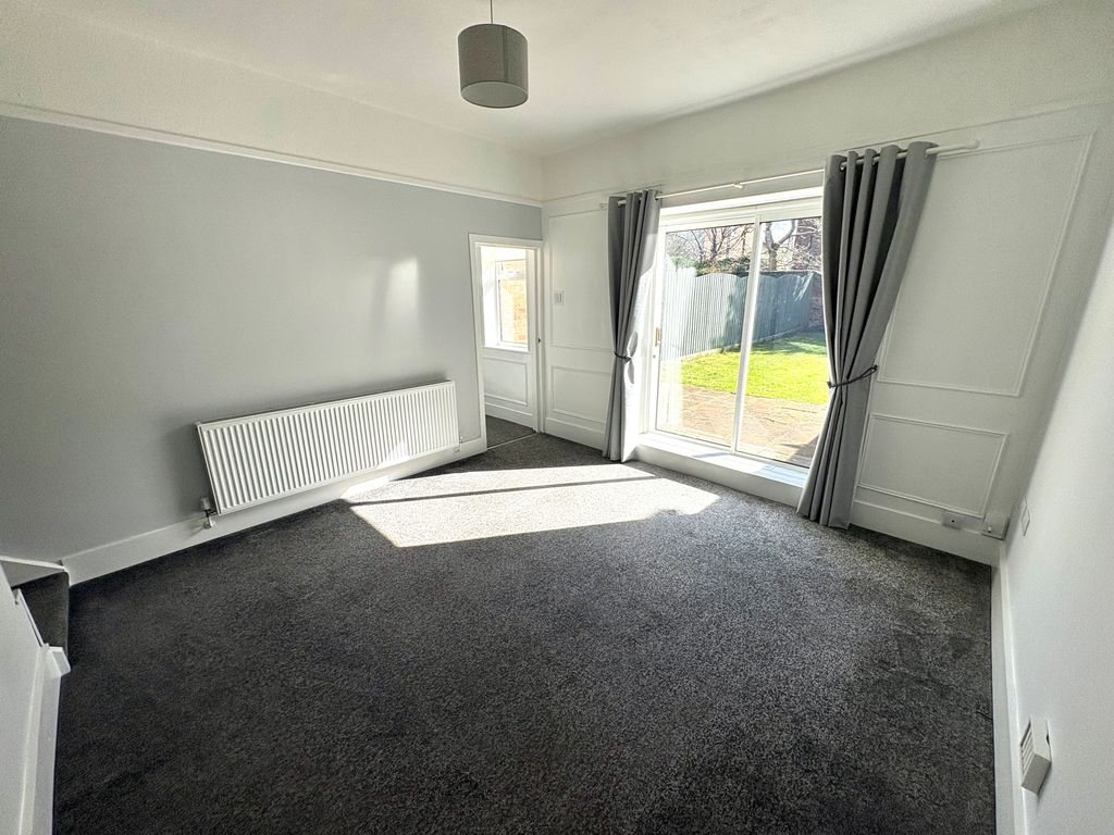 Property photo 2 of 16 Image