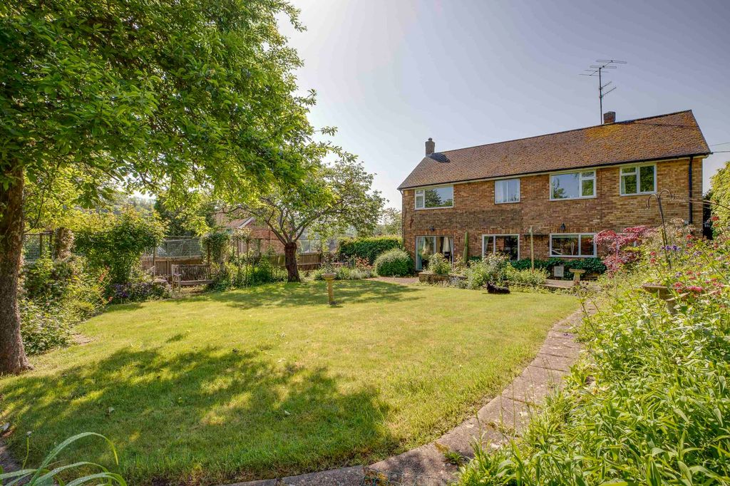 Property photo 3 of 16