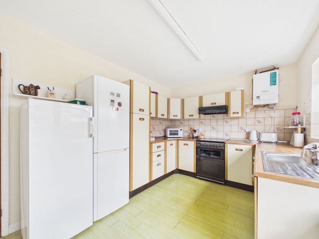 Property photo 2 of 22