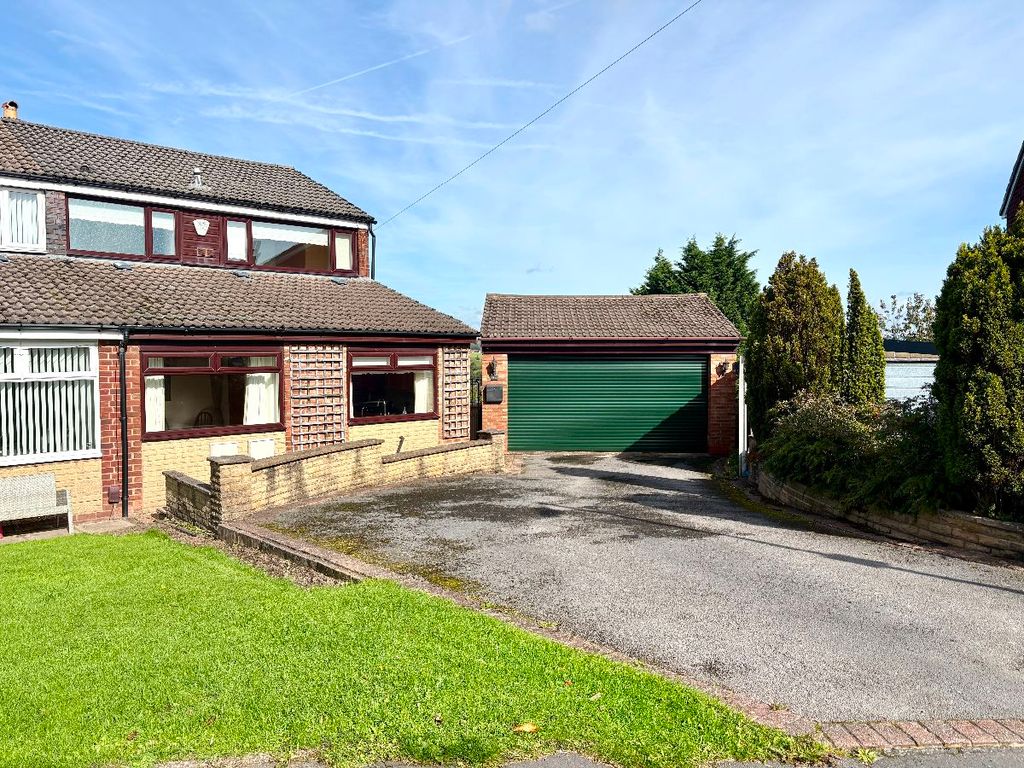 Property photo 1 of 28