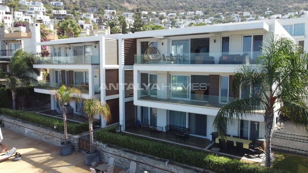 Property photo 2 of 32