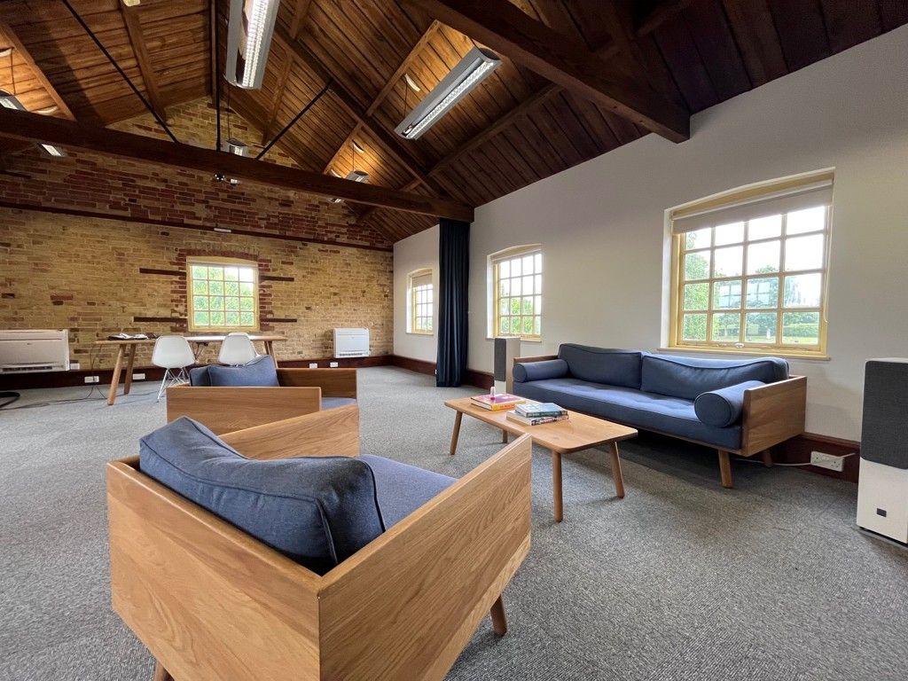 Property photo 3 of 6 Photo 6