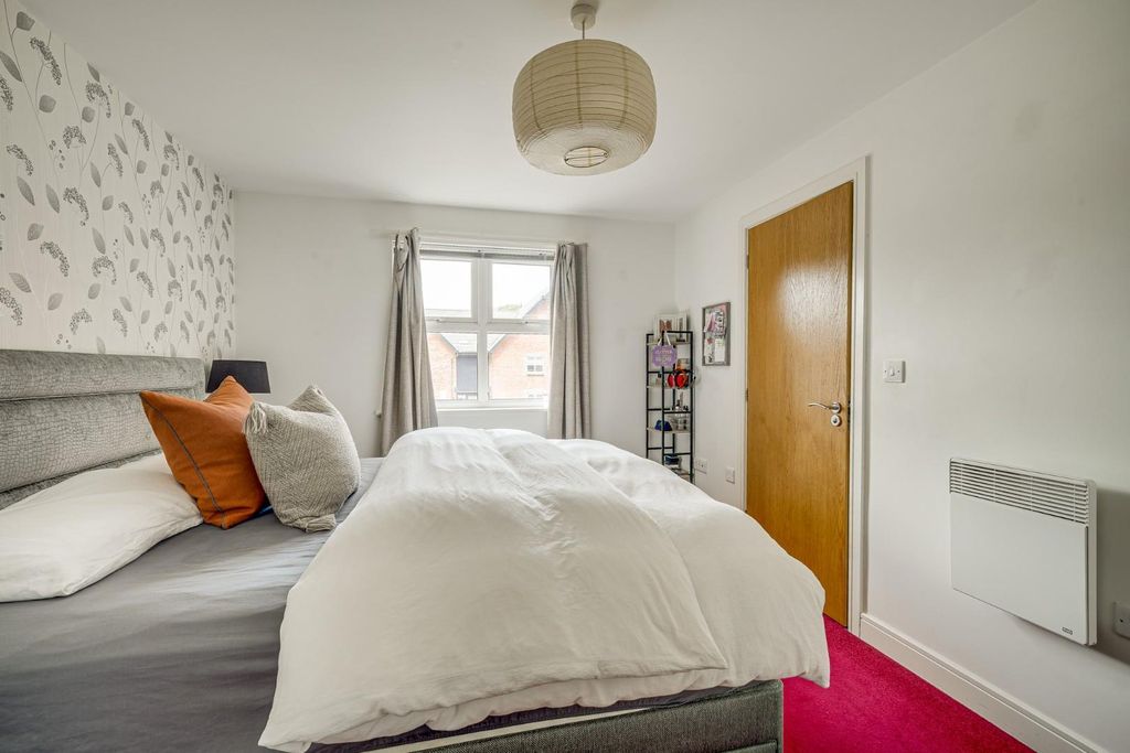 Additional image 10 of 2 bed flat for saleWest Dock, The Wharf, Linslade LU7