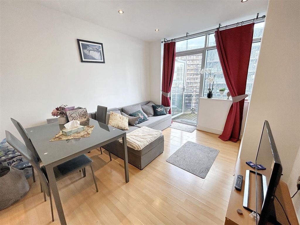 Property photo 2 of 13 Reception