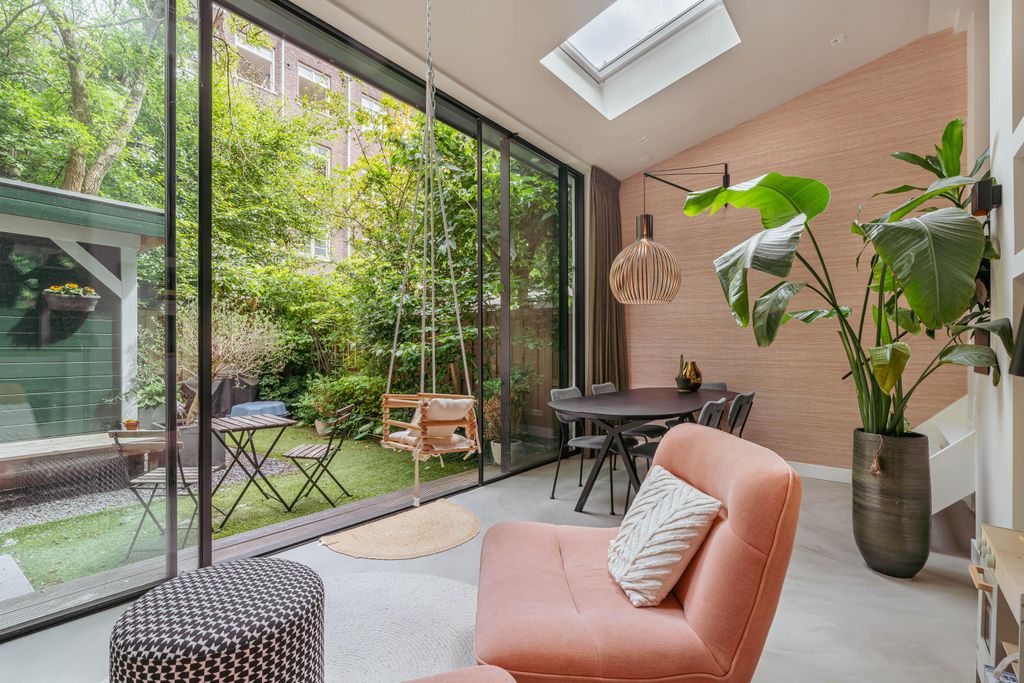 Property photo 3 of 47