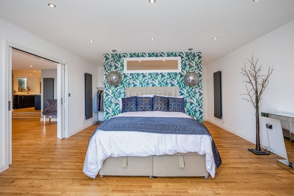 Additional image 16 of 3 bed flat for saleRidgeway Road, Torquay, Devon TQ1