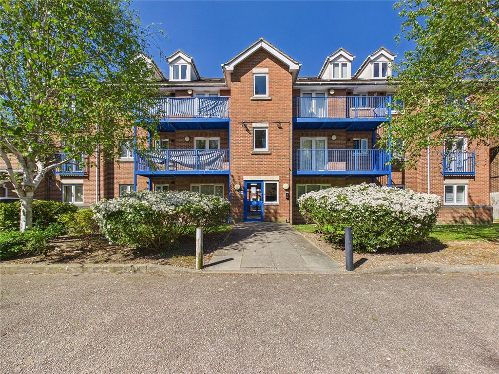 Property photo 1 of 22 Picture No. 09