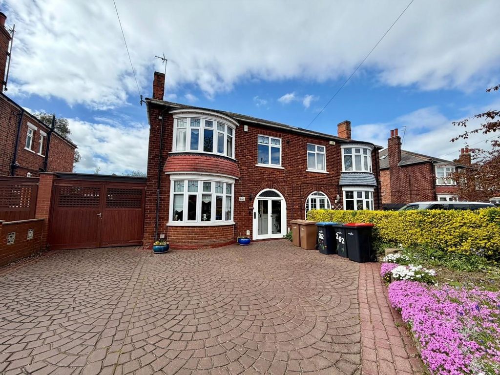 Property photo 2 of 19 External