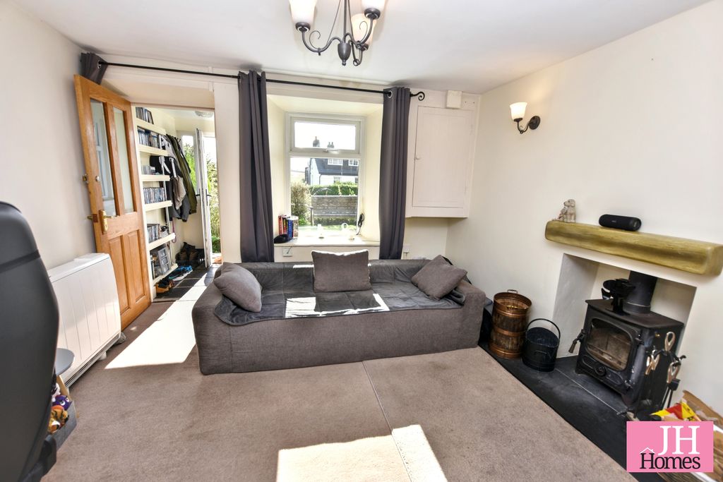 Property photo 2 of 24