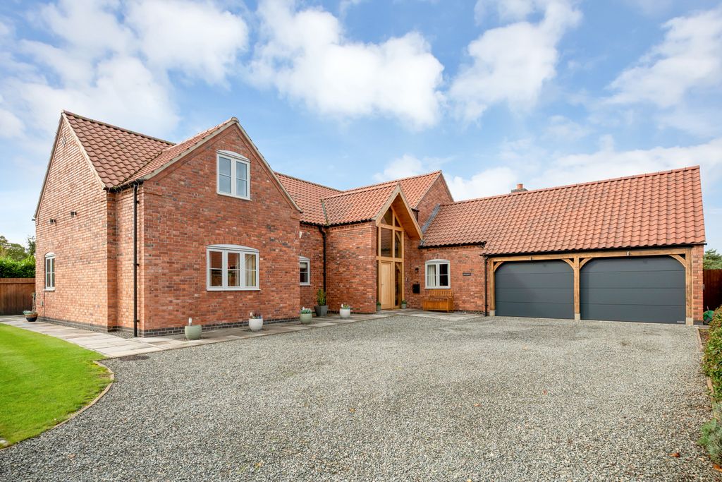Property photo 1 of 38