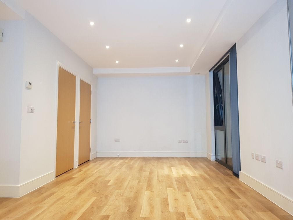 Property photo 2 of 9 Gallery