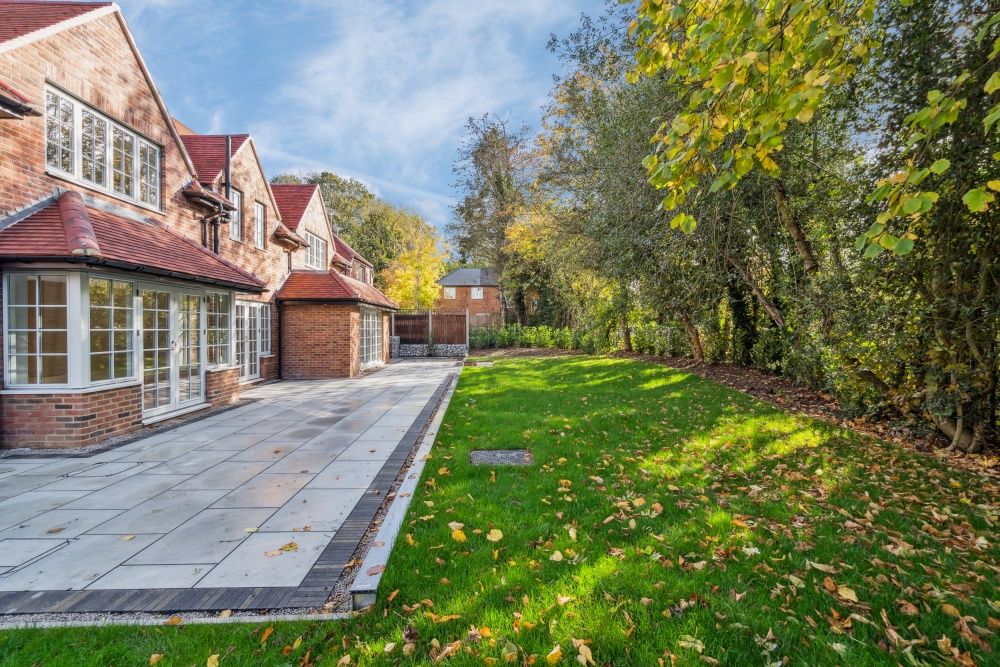 Property photo 3 of 25