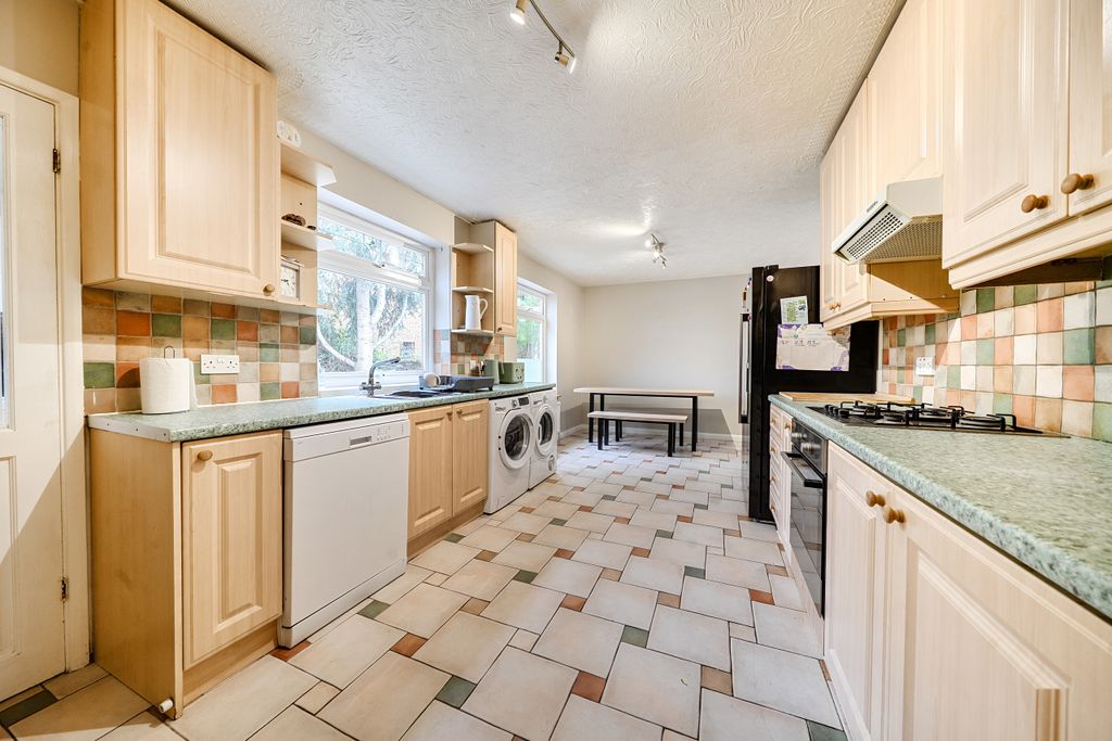 Property photo 3 of 24 Kitchen / Dining Room