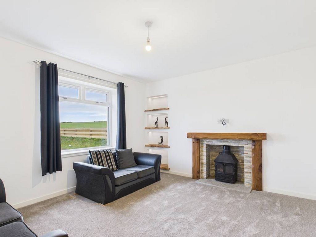 Property photo 3 of 32