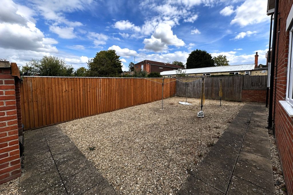 Property photo 3 of 11 Picture No. 14