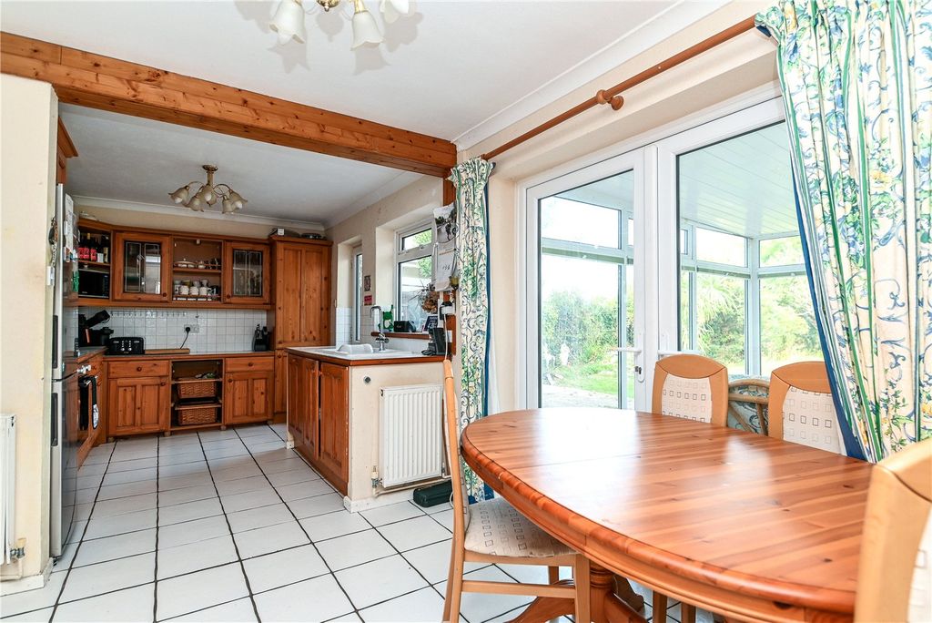 Property photo 2 of 19 Picture No. 05