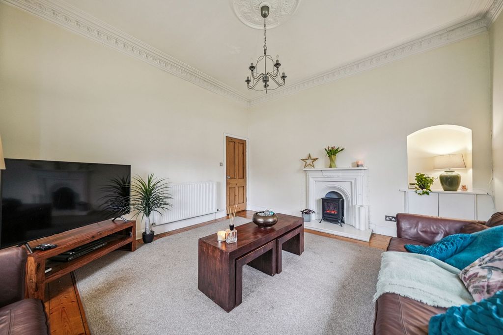 Property photo 3 of 24