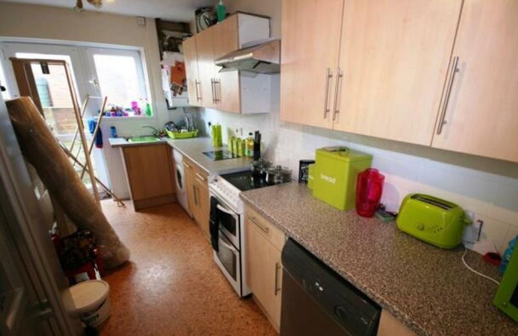 Property photo 2 of 10