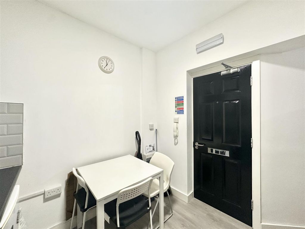 Property photo 3 of 7 Image00003.Jpeg