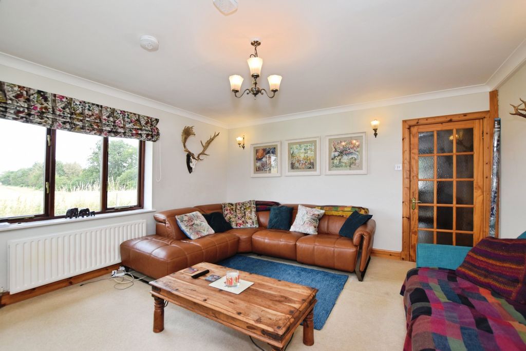 Property photo 3 of 15 Living Room