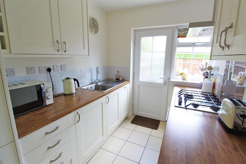 Property photo 2 of 15