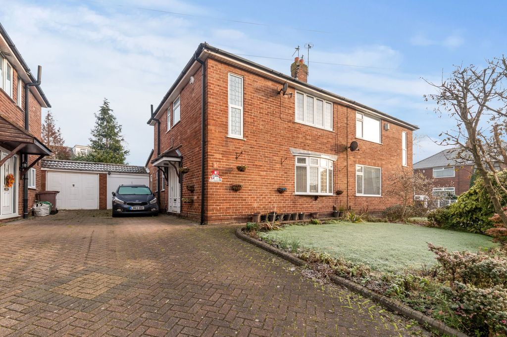 Property photo 1 of 23