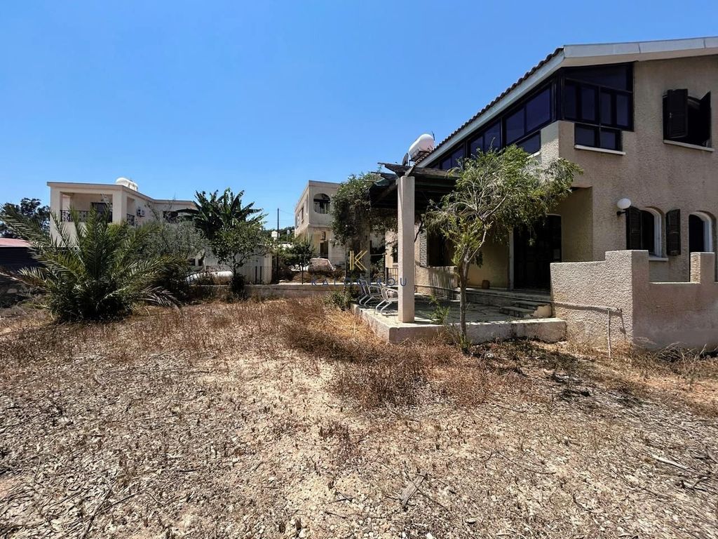 Property photo 3 of 24