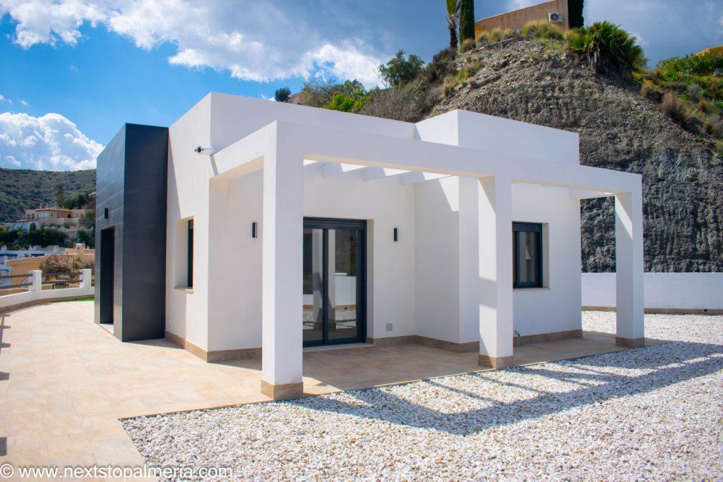 Property photo 2 of 36 Side Of The Villa
