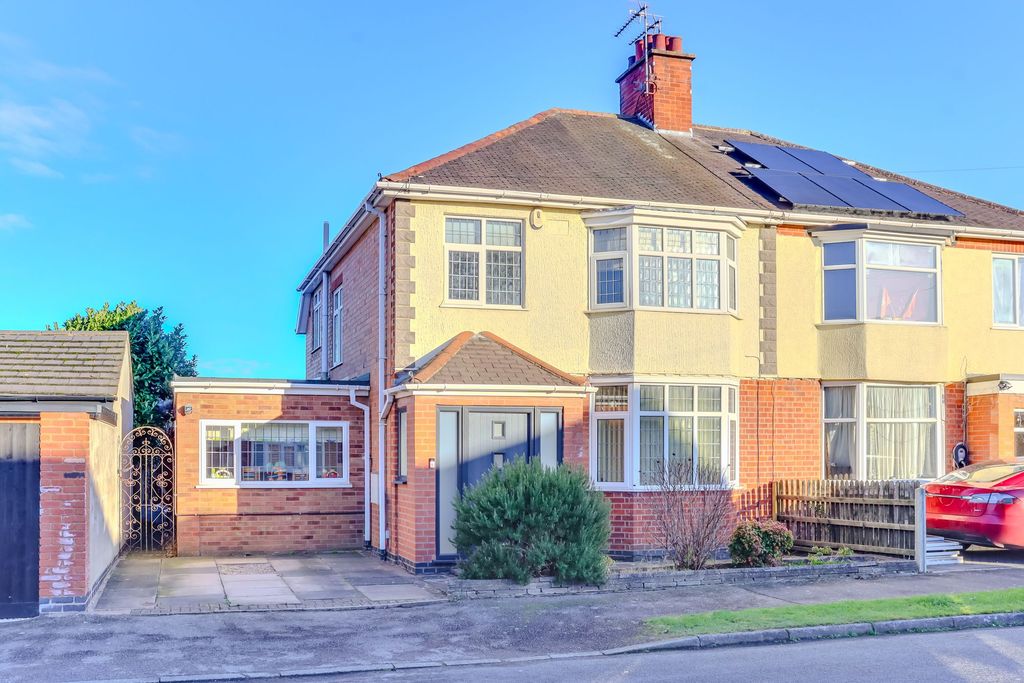 Property photo 1 of 23