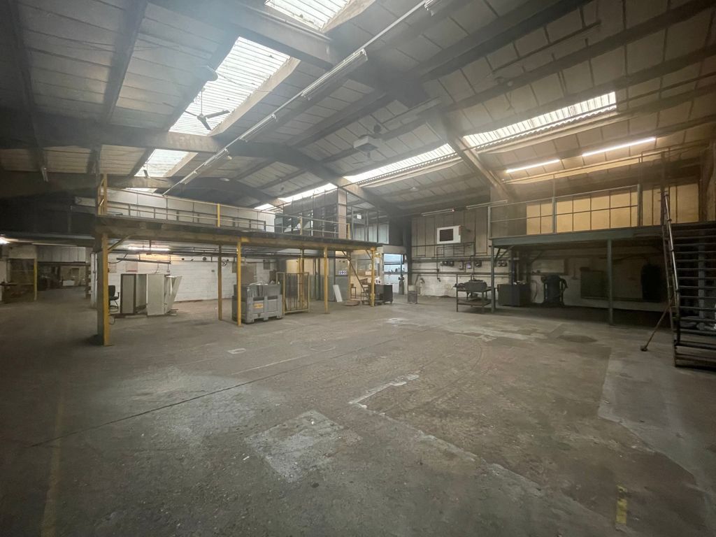 Property photo 2 of 3