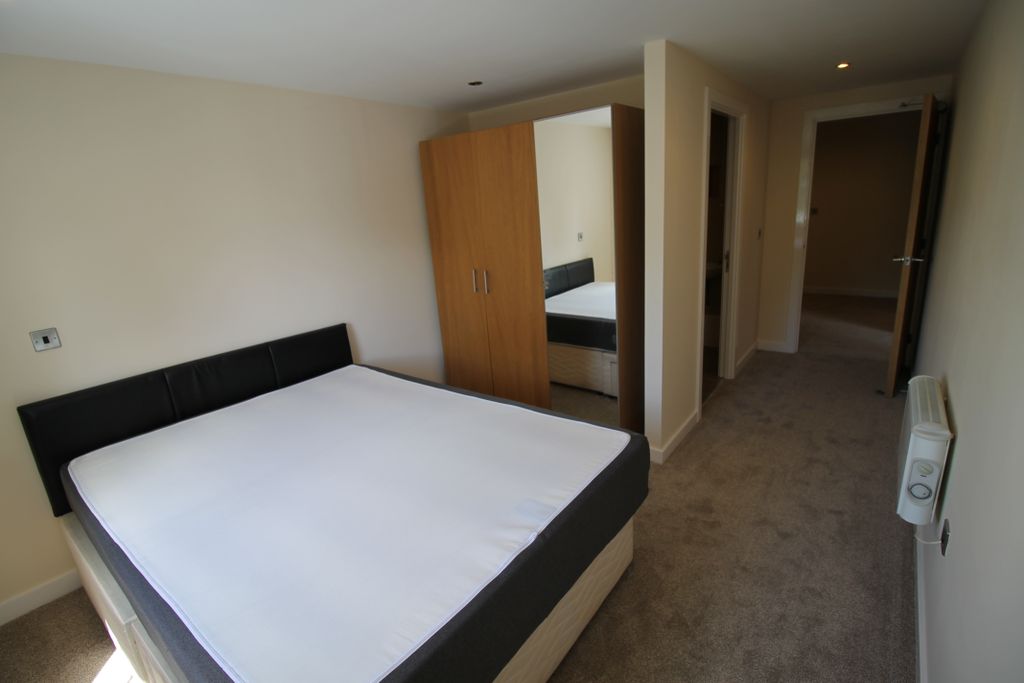 Property photo 3 of 6