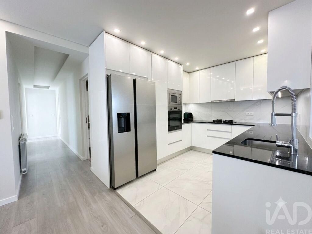 Property photo 1 of 29