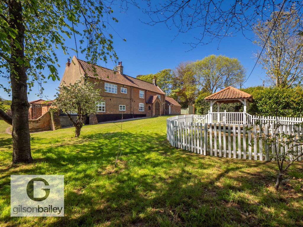 Property photo 3 of 36
